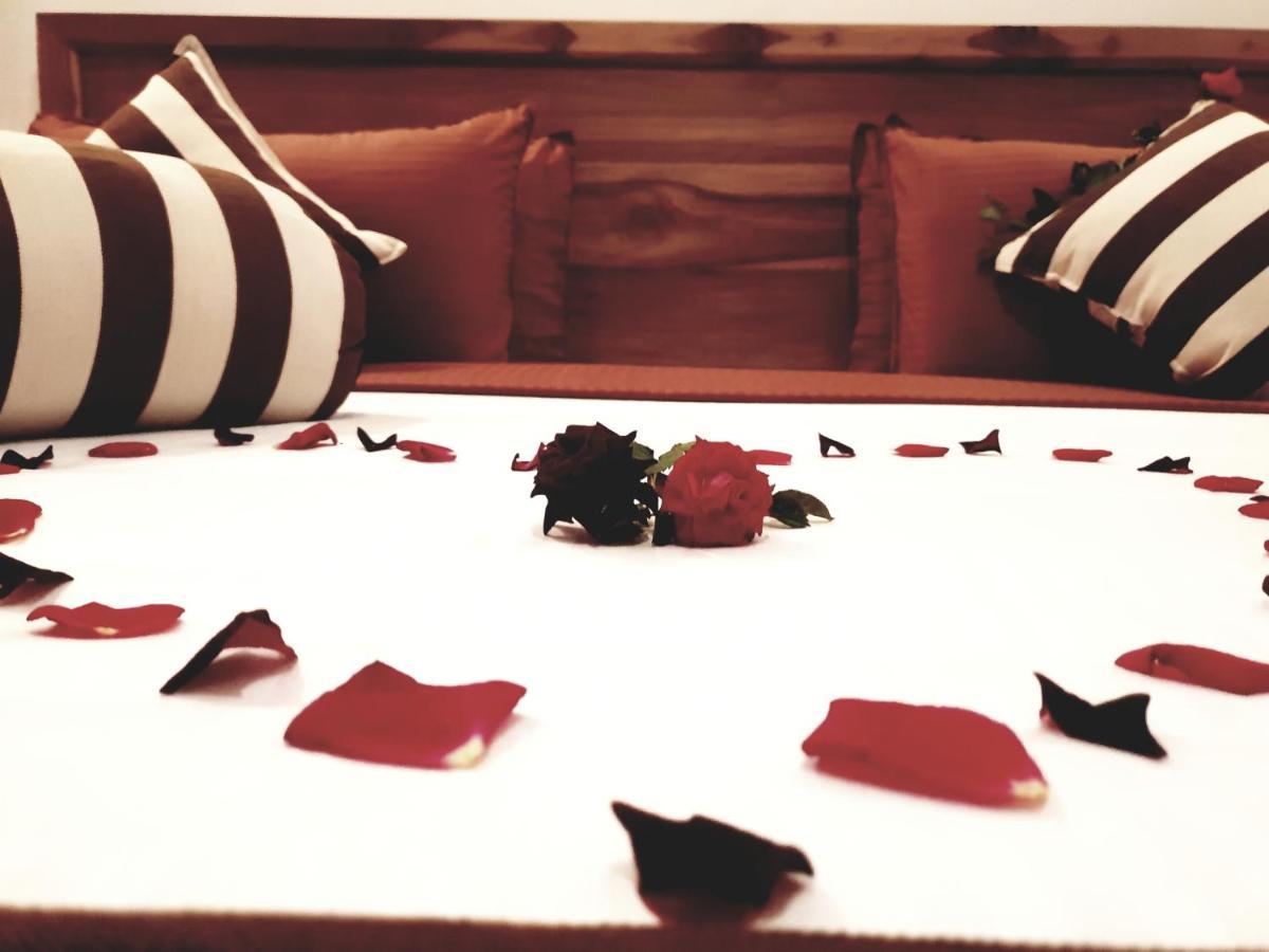 Leisure Dream Inn Ела Екстериор снимка